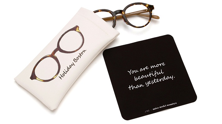 BIJIN READING GLASSES -Holiday Boston- ＋1.5】美人リーディンググラス ホリディボストン（オリジナルセリート＆ケース付き）  FRD-17A-037 87 商品詳細 JINS 眼鏡（メガネ・めがね） メガネのJINS（めがね・眼鏡）