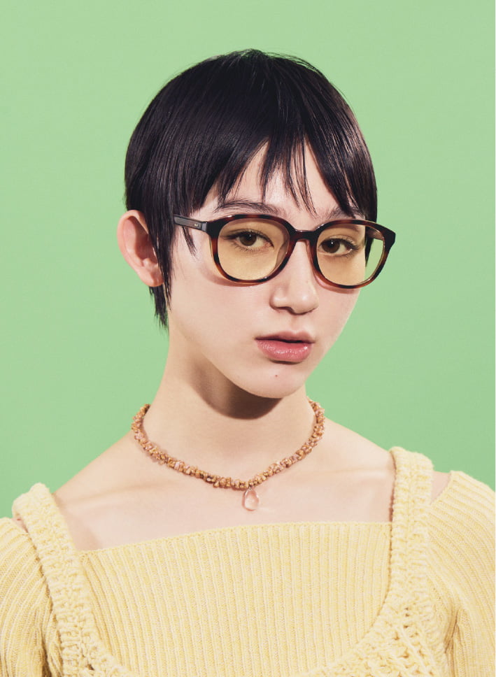 人物画像:COLOR LENS