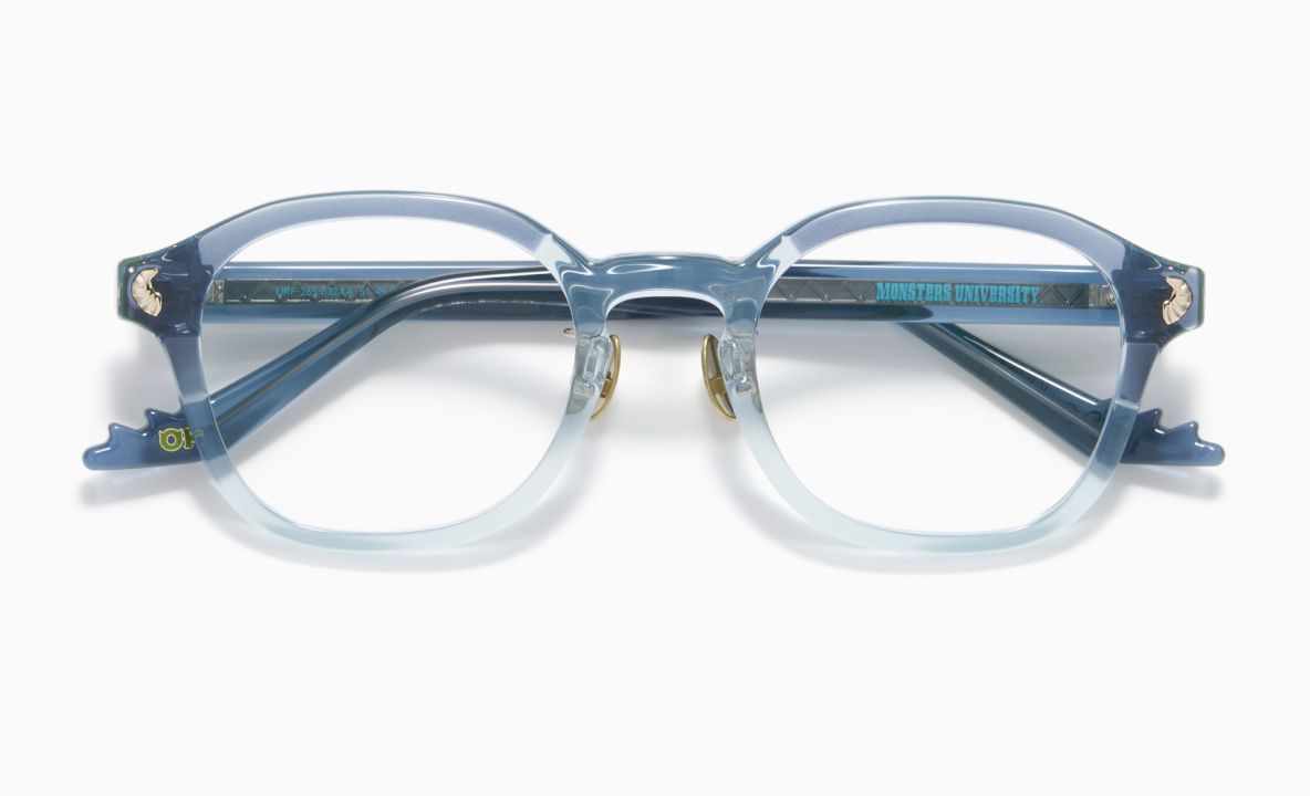 サリーモデルのメガネ 1