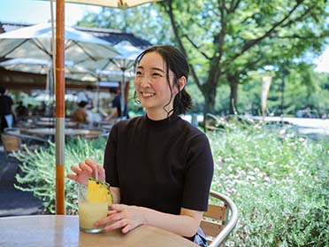 山内マリコ3