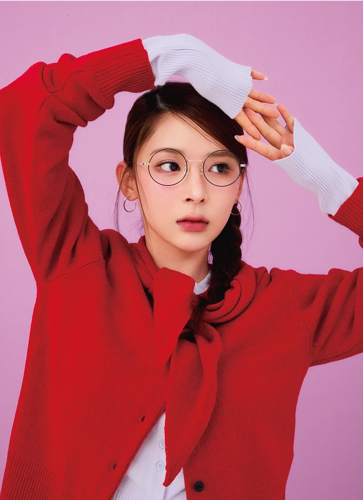 ミチの丸メガネ着用ポートレート