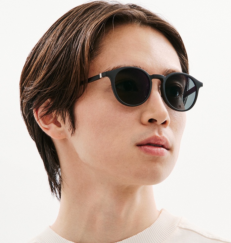 着用イメージ グレー