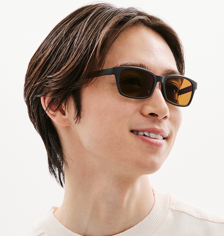 着用イメージ ディープブラウン