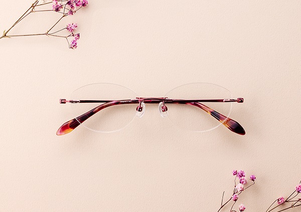 Decorated Rimless Frame